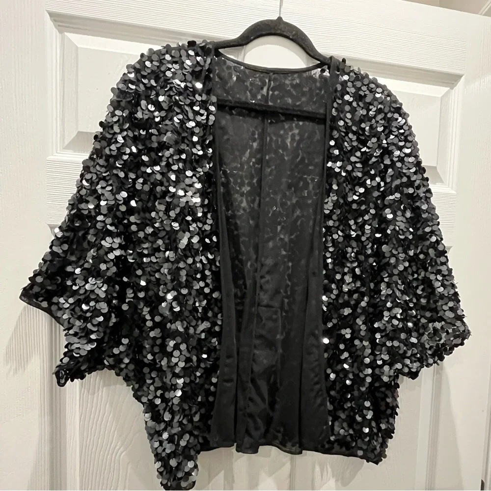 Black Sequin Cape Jacket Short Sleeve - Picture 6 of 16